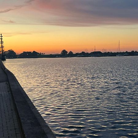 Dat Wittsche Hus - Ferienwohnung An Der Nordsee Вилхелмсхафен Екстериор снимка