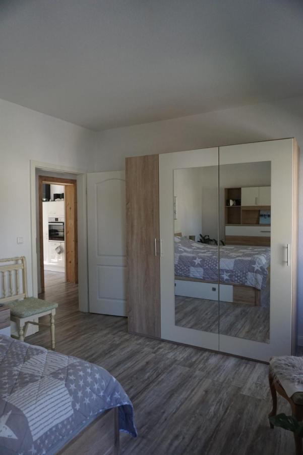 Dat Wittsche Hus - Ferienwohnung An Der Nordsee Вилхелмсхафен Екстериор снимка
